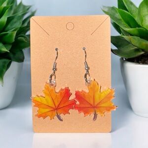🍁✨ Fall Leaf Dangle Earrings | Lightweight Acrylic Autumn Statement 🍂💛
